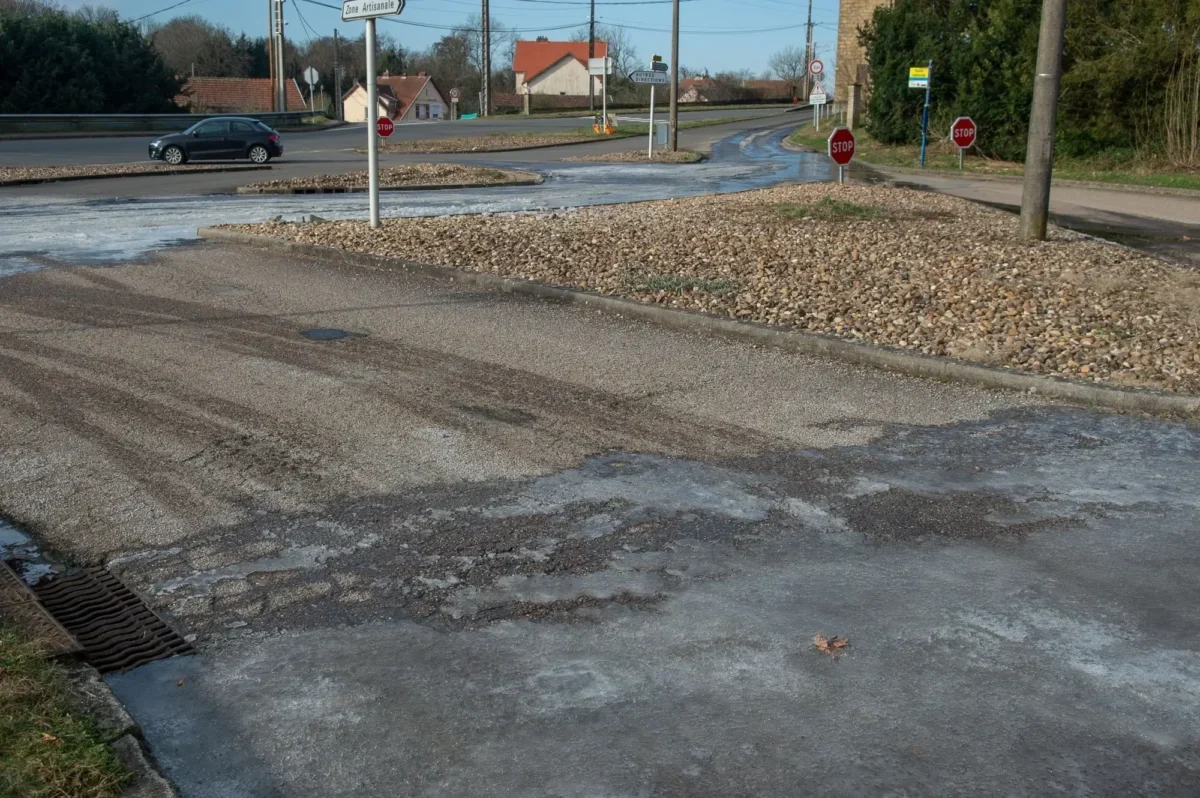 Na silnicích to v těchto dnech vypadá podobně