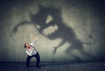 Proč máme strach ze zkoušek, když při sledování filmu se mu vystavujeme dobrovolně?