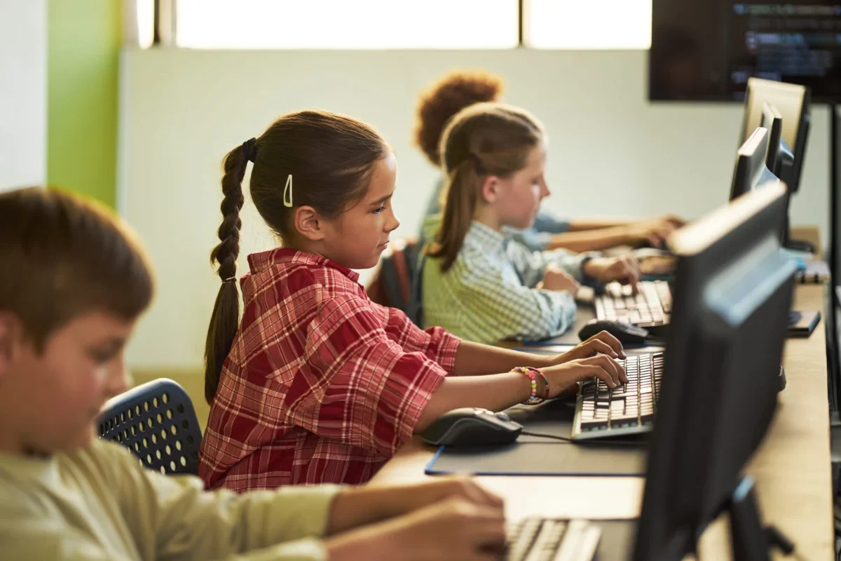 děti u počítače