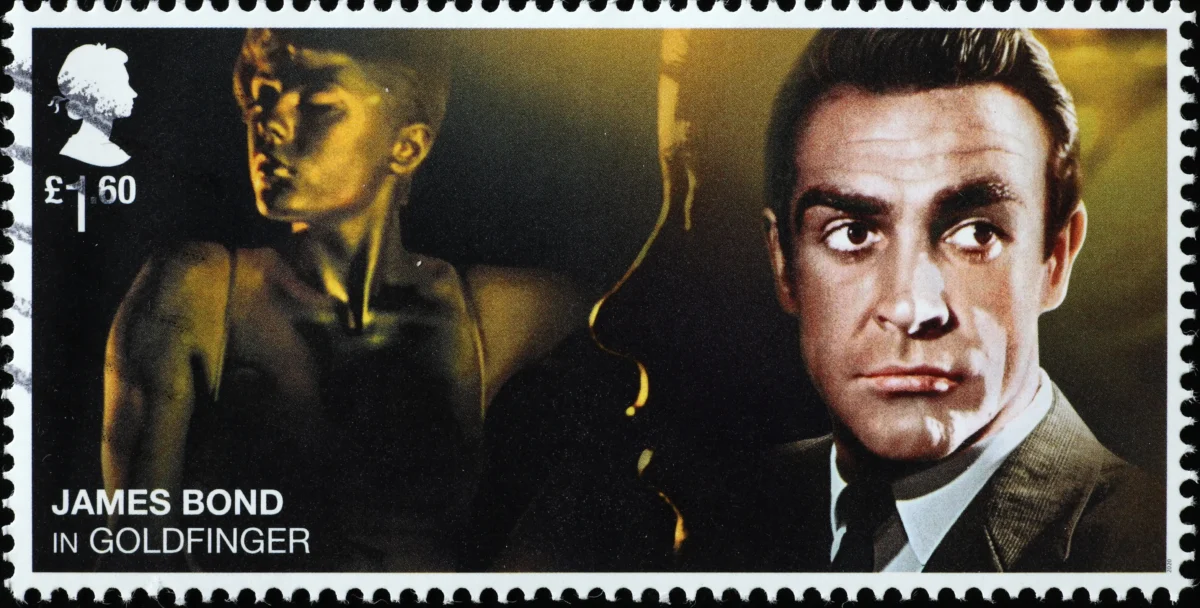 Poštovní známka s motivem Jamese Bonda