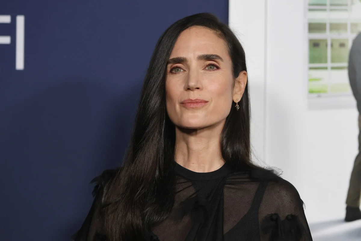 Jennifer Connelly pózuje fotografům. 