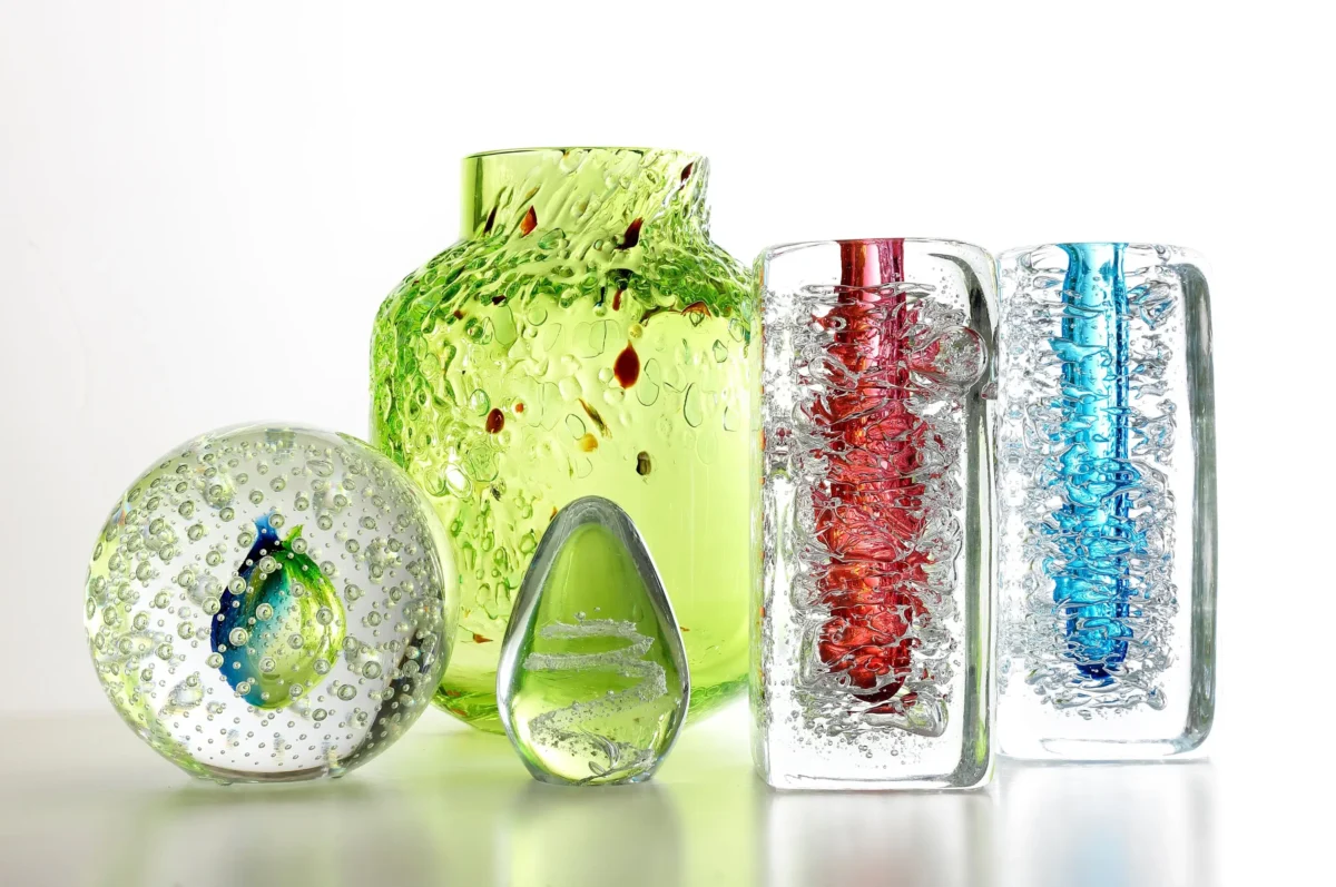 extravagantní skelné dekorace