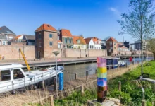 pohled na Amstrdam se skleněnou dekorací