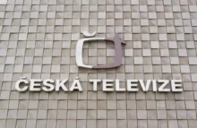 Nápis Česká televize na budově