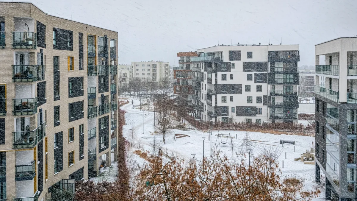 Zima v moderní čtvrti