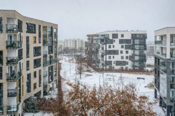 Zima v moderní čtvrti