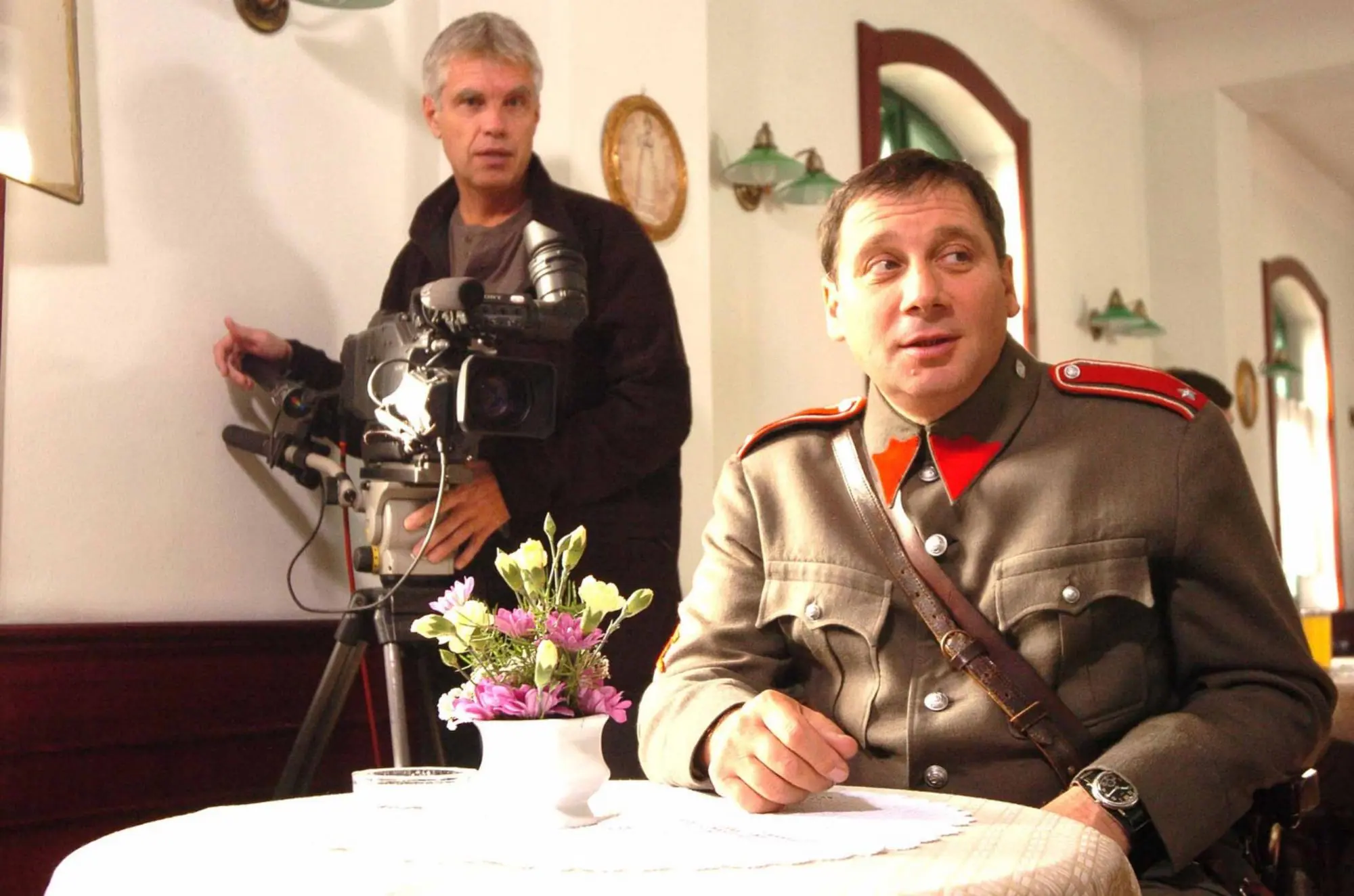 Při natáčení seriálu | TVGURU.cz Při natáčení seriálu