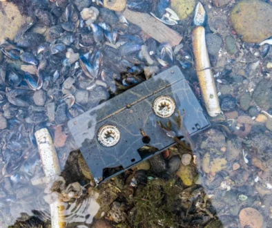 Videokazeta ve vodě