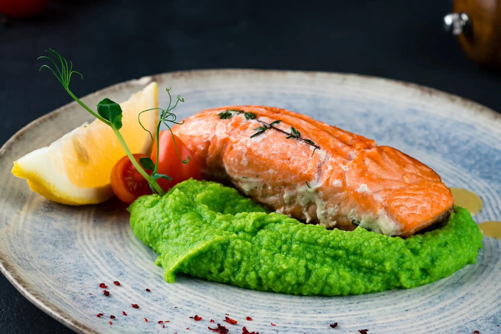 Hrachová kaše může dobře chutnat i vypadat | TVGURU.cz Hrachová kaše s rybou