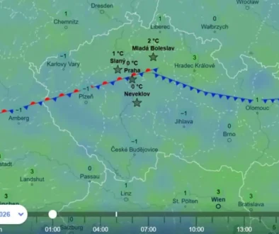Přechod frontálních systémů v noci na dnešek mapa