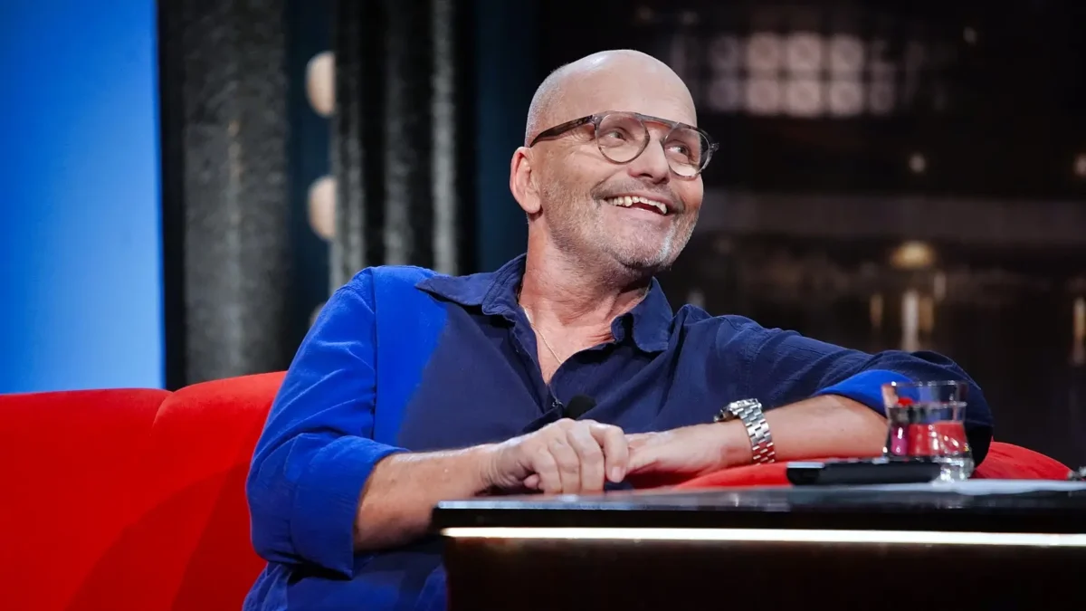 Zdeněk Pohlreich se usmívá. 