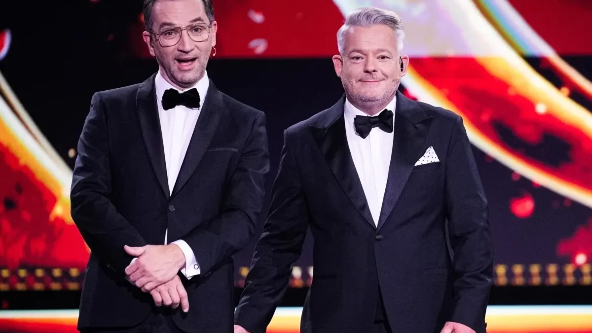 Aleš Háma a Ondřej Sokol stojí vedle sebe.