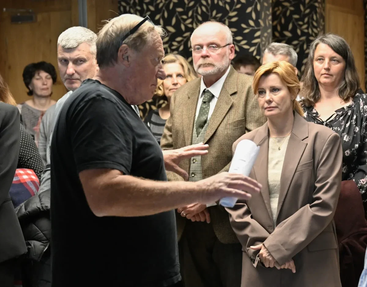 Režisér a herci seriálu Místo zločinu Zlín