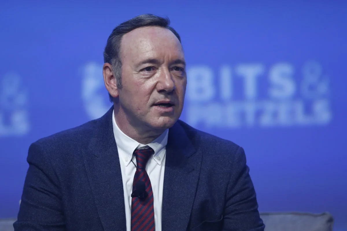 Kevin Spacey | TVGURU.cz Kevin Spacey