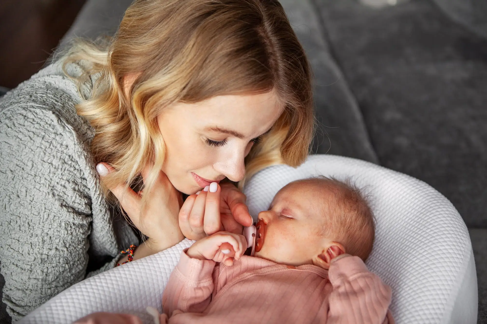 Tabulku četností dívčích jmen ovládají jména, která spojujeme s nešťastnými osudy literárních i filmových postav. Zdroj: Shutterstock