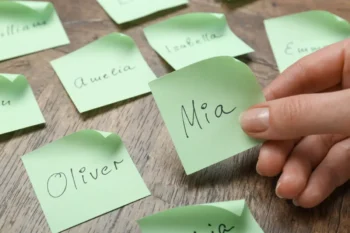 Lístečky se jmény