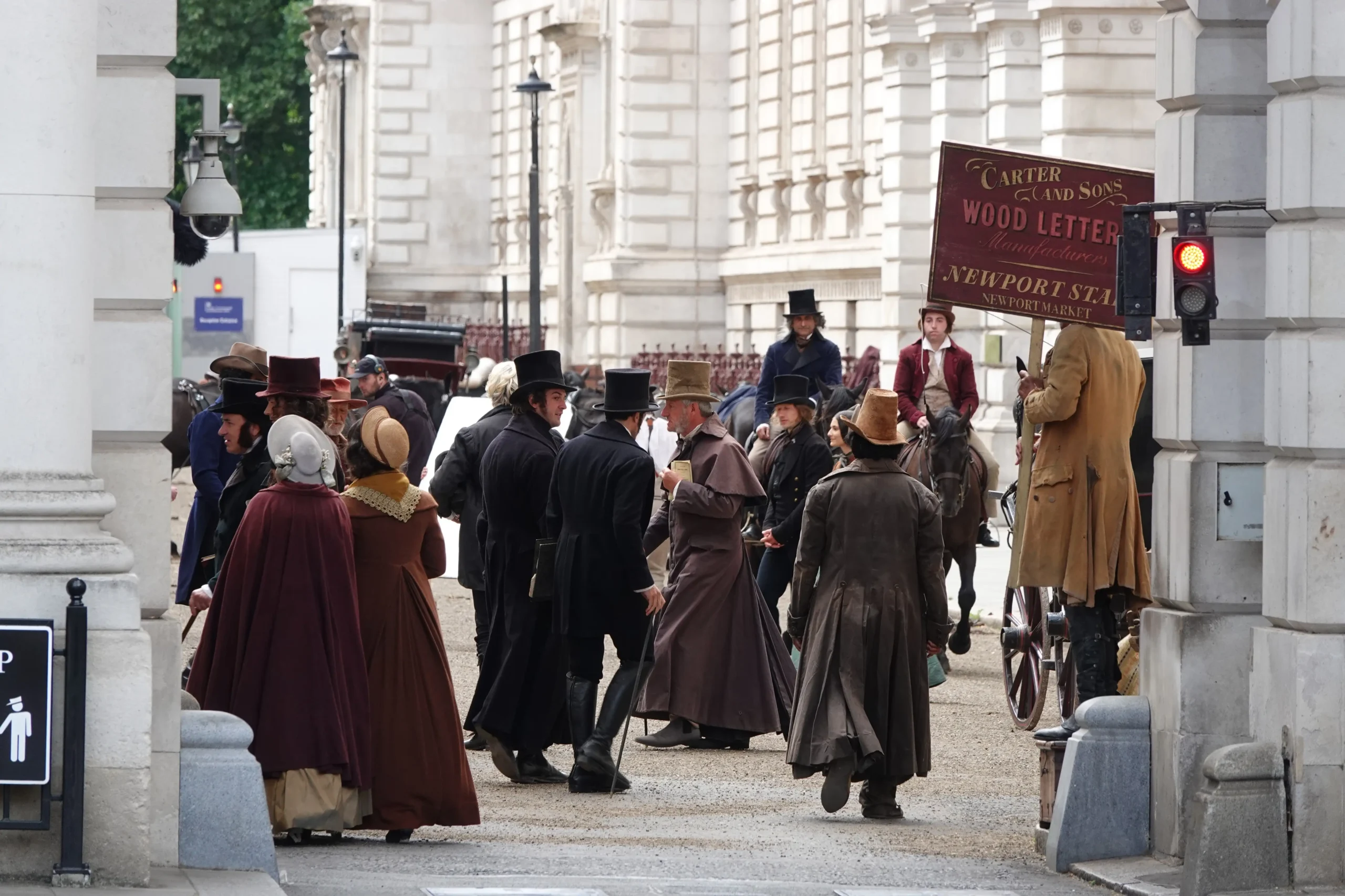 shutterstock_2434178301 1 | TVGURU.cz Historický film natáčení