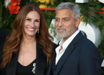 Julia Roberts a George Clooney na premiéře filmu Ticket to Paradise