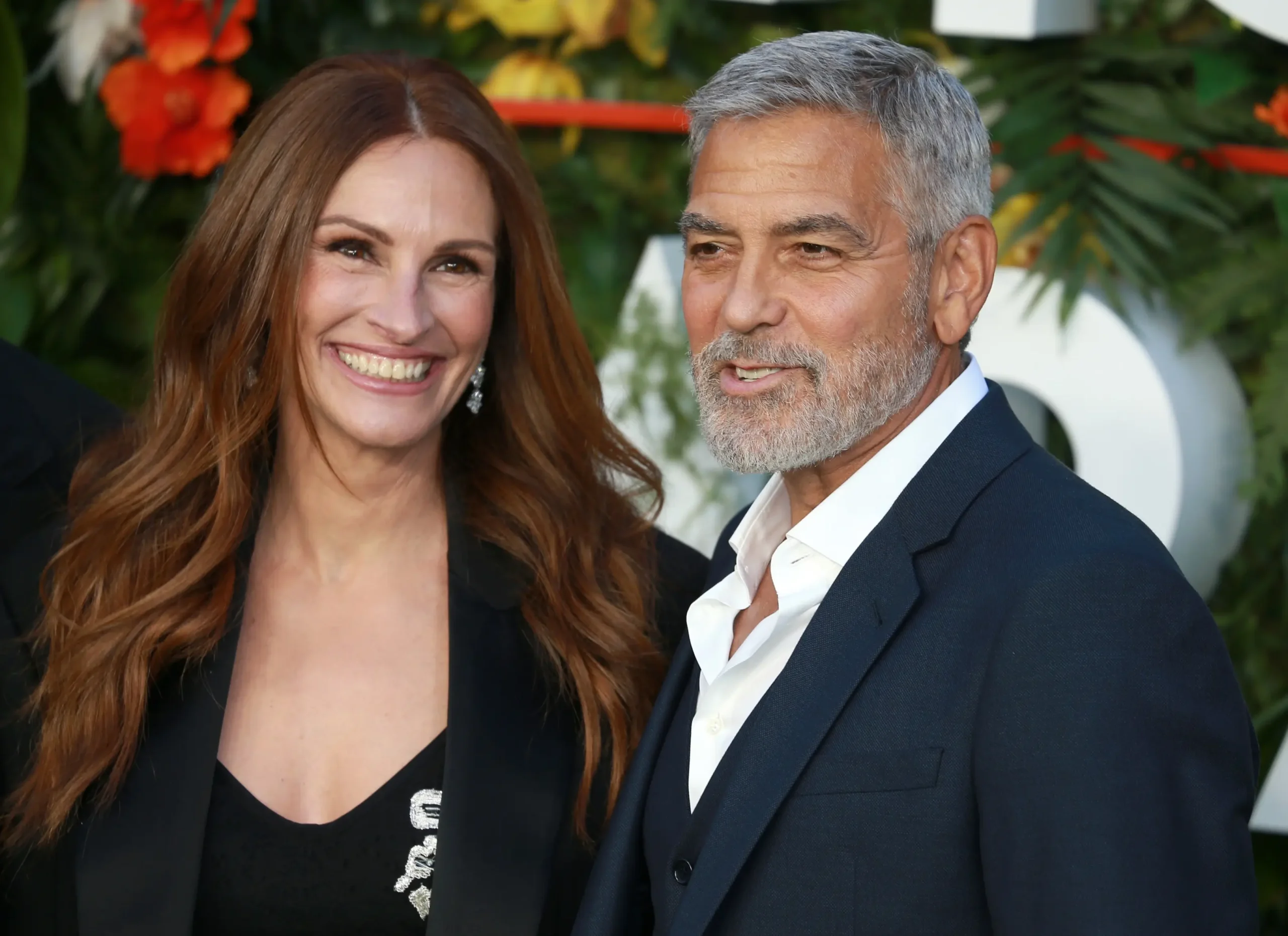 Julia Roberts a George Clooney na premiéře filmu Ticket to Paradise