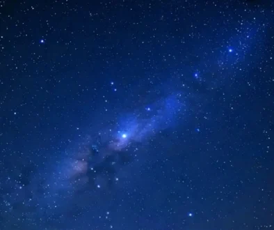 Mimo světelný smog uvidíte nebeské úkazy jasněji