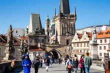 Víkendové počasí se vymkne kontrole, rozhodně neodpovídá dlouhodobému normálu. Zdroj: Shutterstock