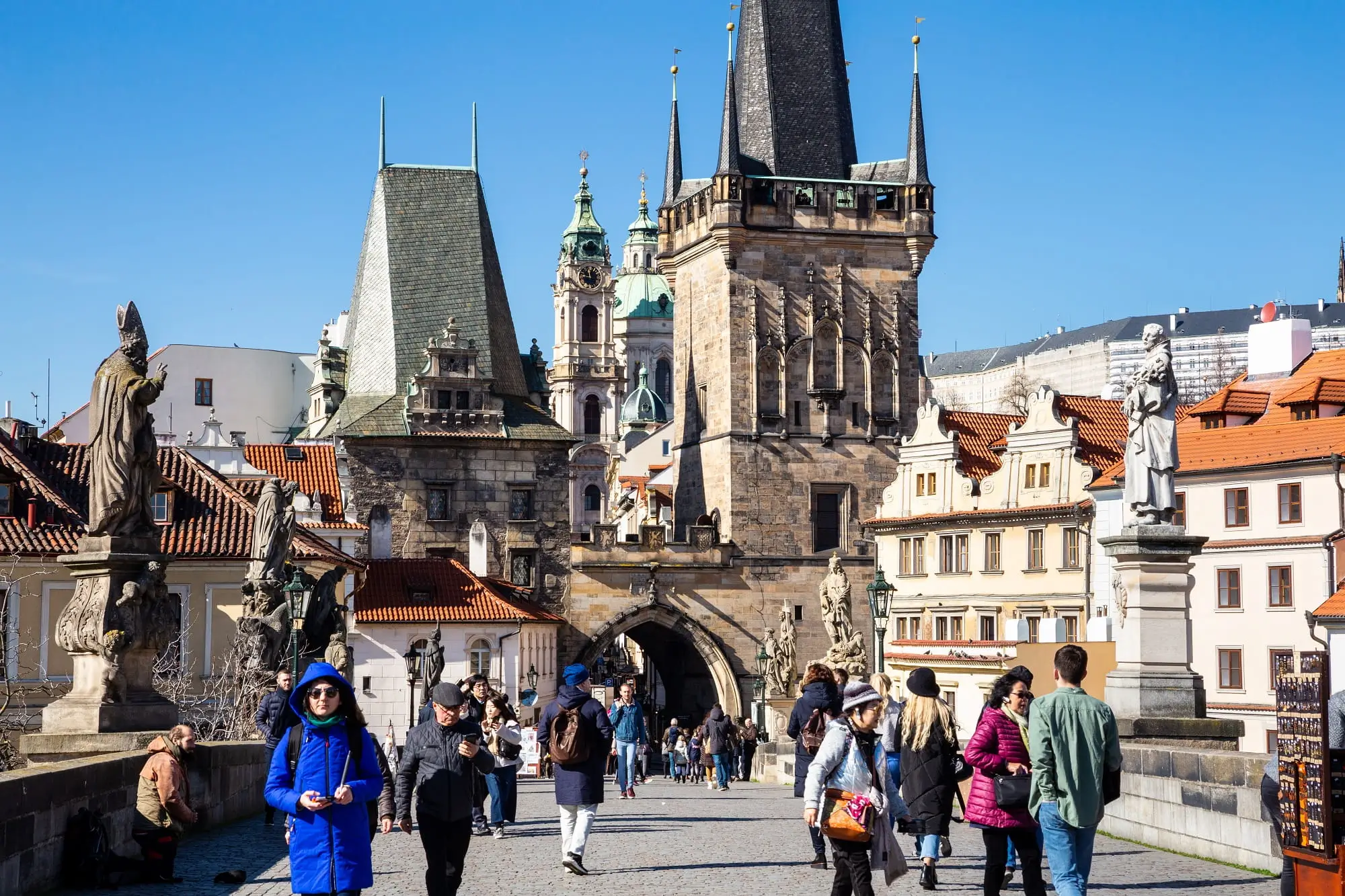 Víkendové počasí se vymkne kontrole, rozhodně neodpovídá dlouhodobému normálu. Zdroj: Shutterstock