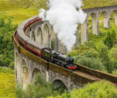 Glenfinnan trať ve Skotsku