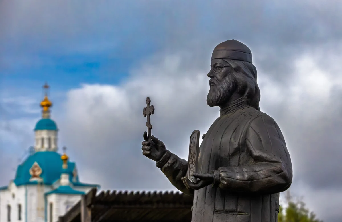 shutterstock_2685100051 1 | TVGURU.cz socha sv. Lukáše