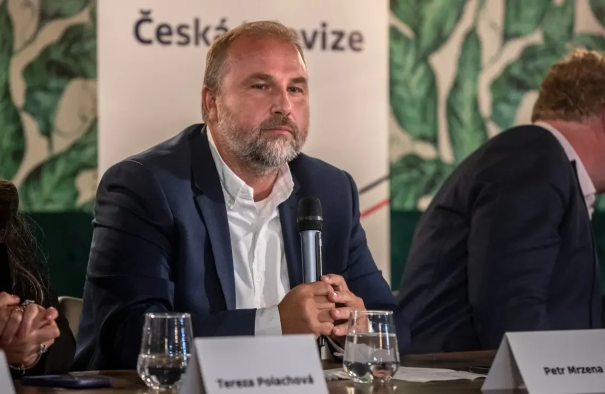 Ředitel divize Petr Mrzena.