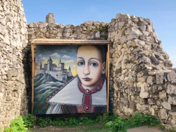 Trosky hradu s obrazem Čachtické paní