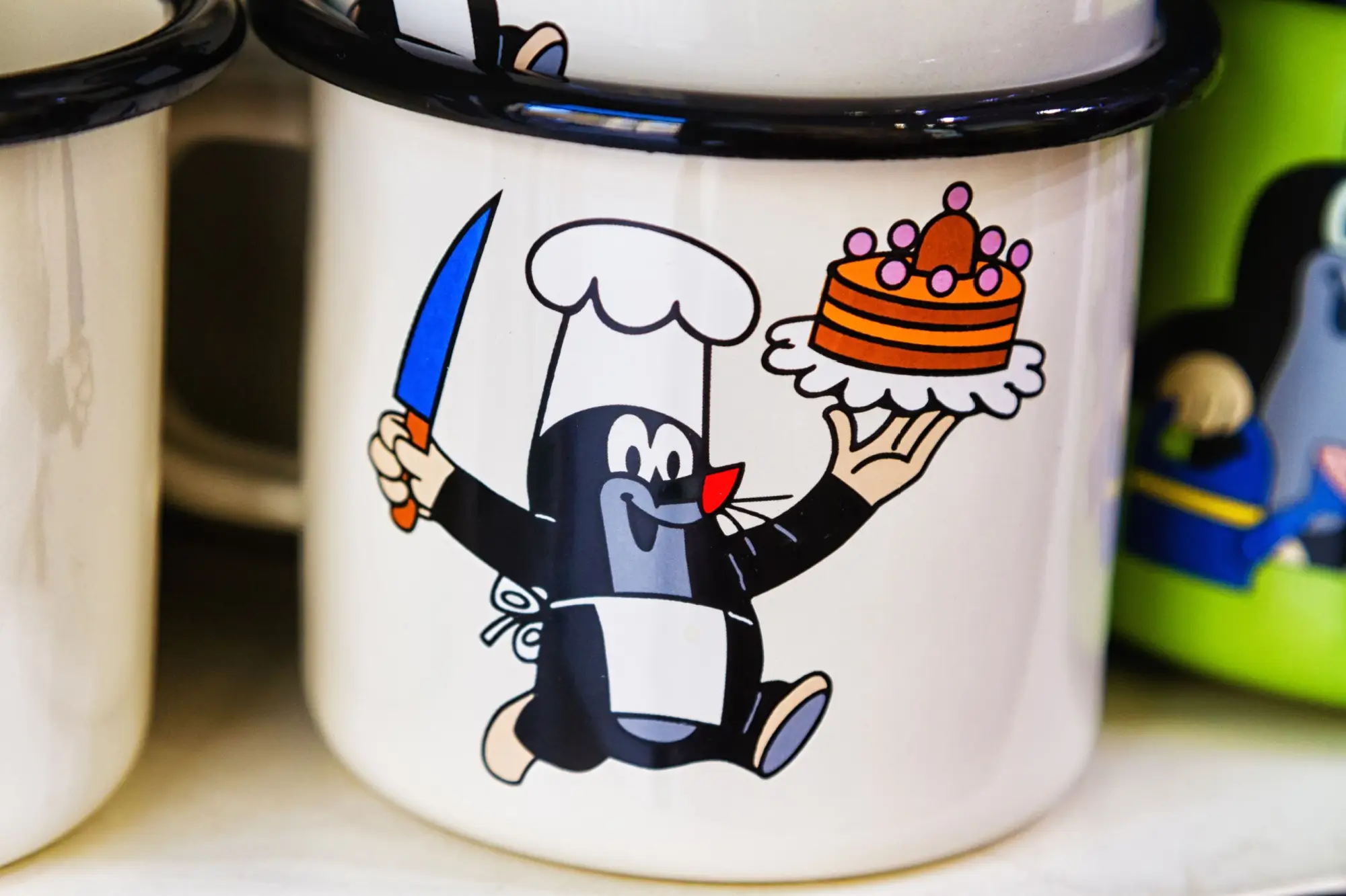 Tento Krtkův svět připomíná spíš škůdce ze zahrádky než tohoto šikulu z Večerníčku