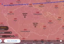 Jak se vám líbí růžová mapa? Na severu blížící se studená fronta