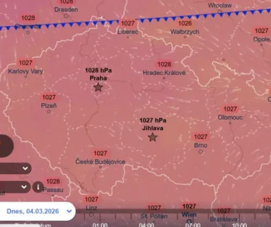 Jak se vám líbí růžová mapa? Na severu blížící se studená fronta