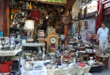 Starožitníkův krám dokáže potěšit každého milovníka umění