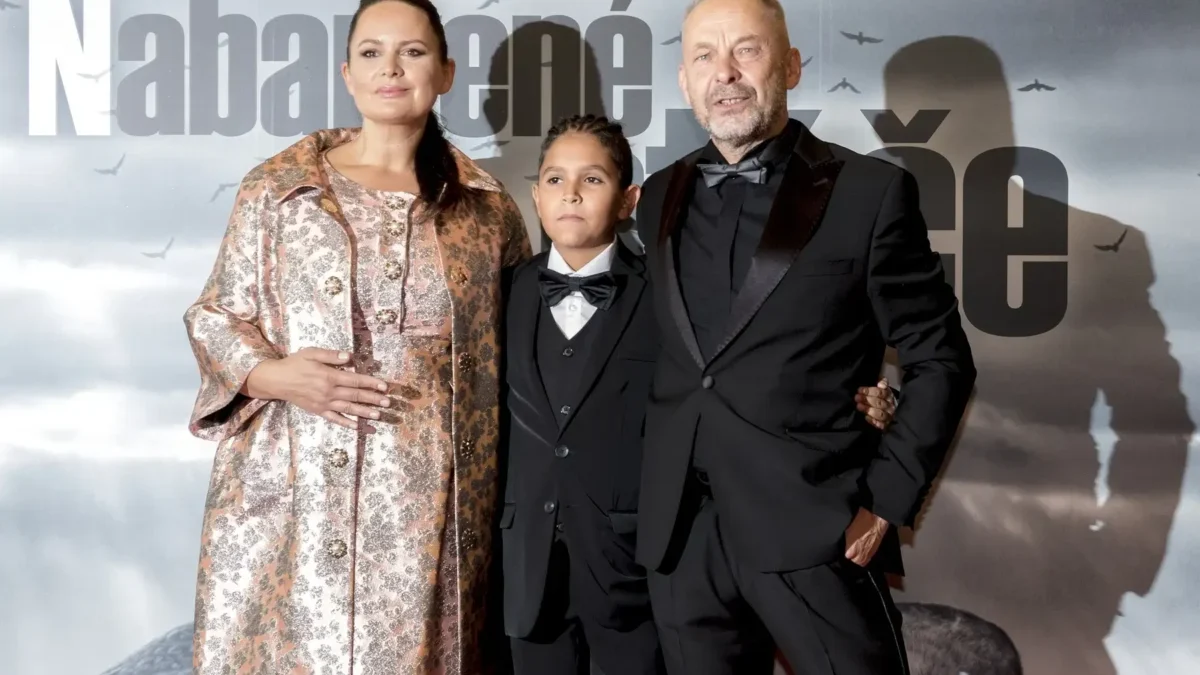 herci z filmu nebarvené ptáče