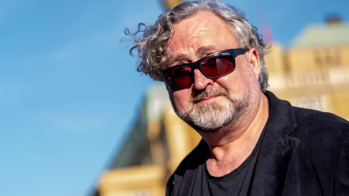 Jan Hřebejk se usmívá