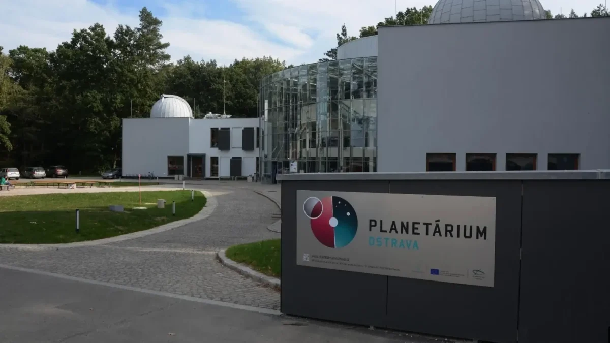 planetárium Ostrava foto z venku