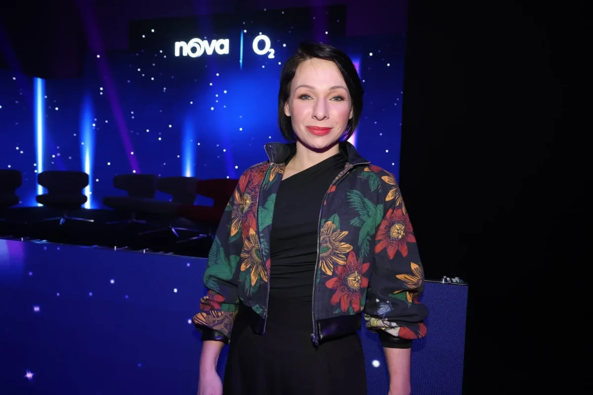 Moderátorka pořadu Střepiny Bára Divišová. Zdroj: Profimedia | TVGURU.cz Moderátorka pořadu Střepiny Bára Divišová. Zdroj: Profimedia