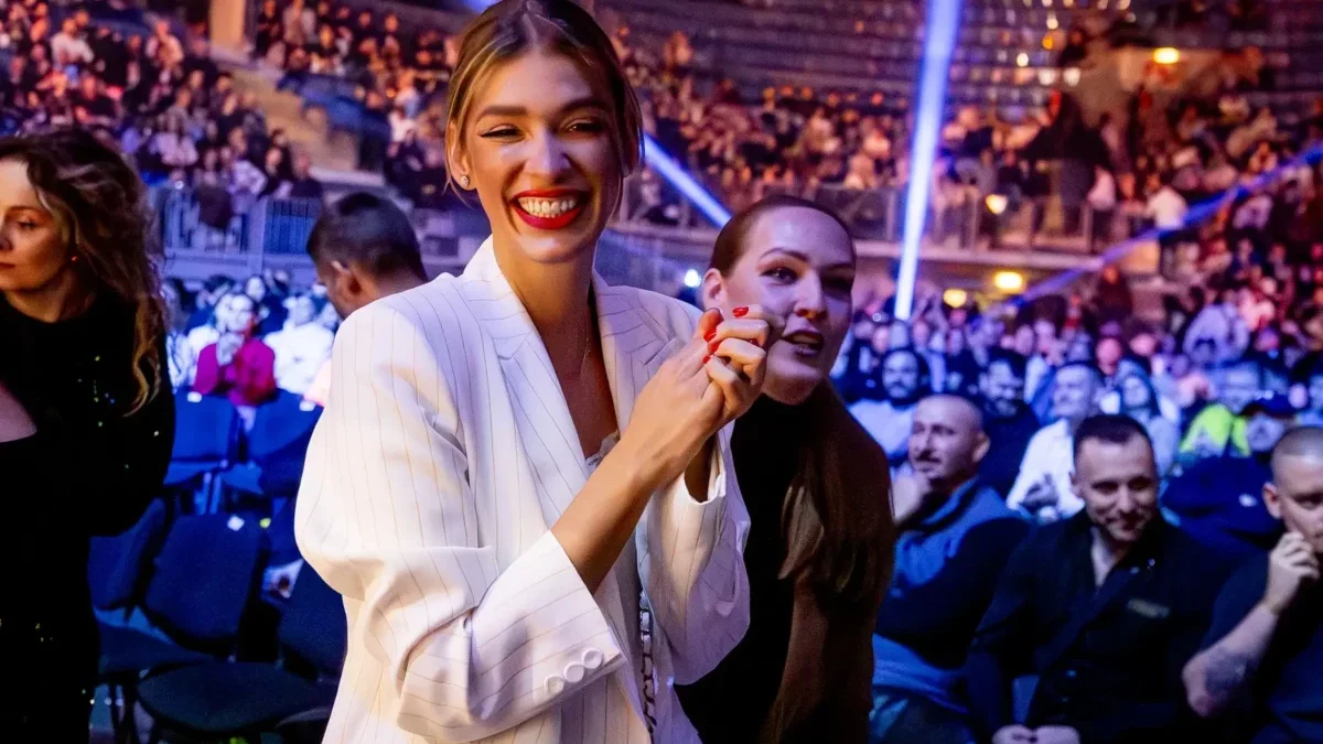 Moderátorka Jasmína Alagič.