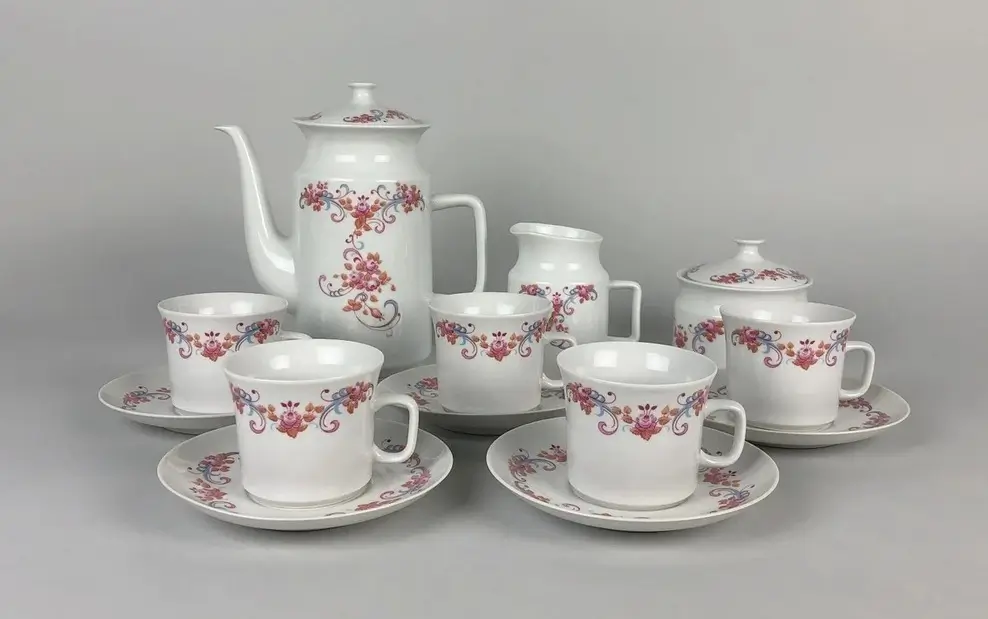 Porcelán od Jaroslava Ježka