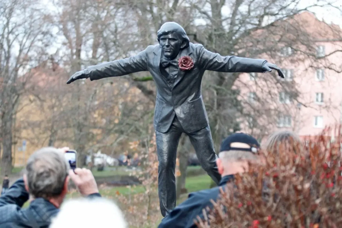 Socha Jiřího Hrzána.