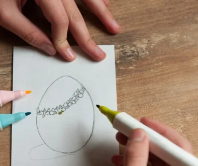 Malování vajíčka na papír