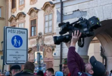 Kamera, která natáčí v Praze.