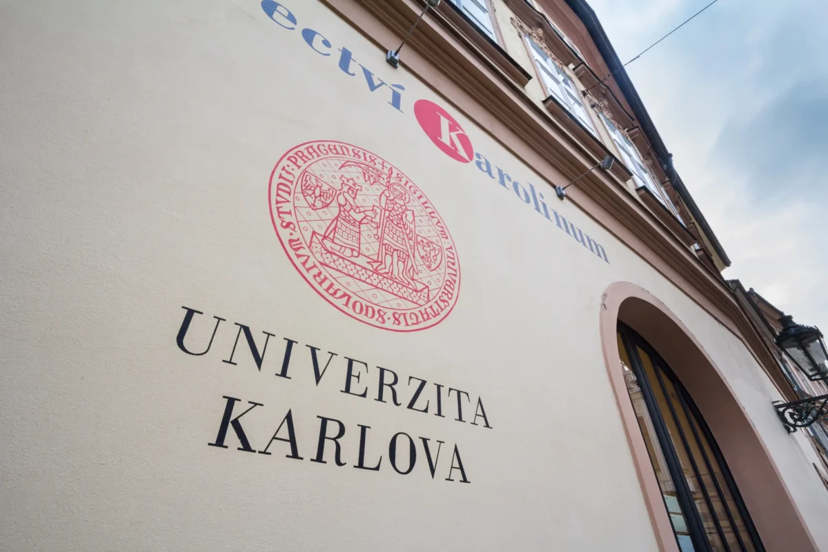 Budova Univerzity Karlovy