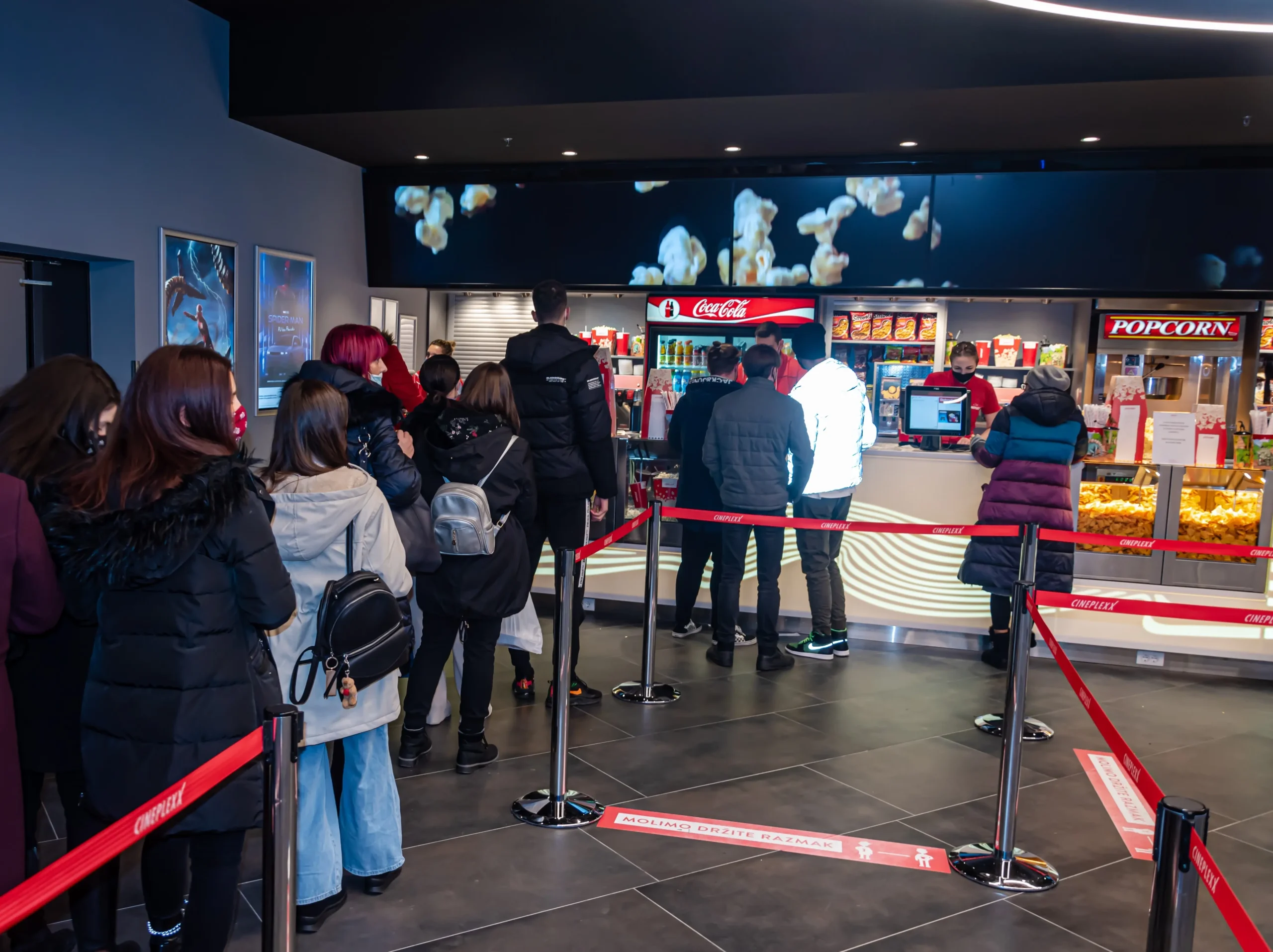 Fronta v kině