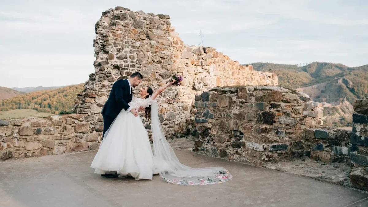 Linii příjmení může přerušit třeba svatba. Zdroj: Shutterstock