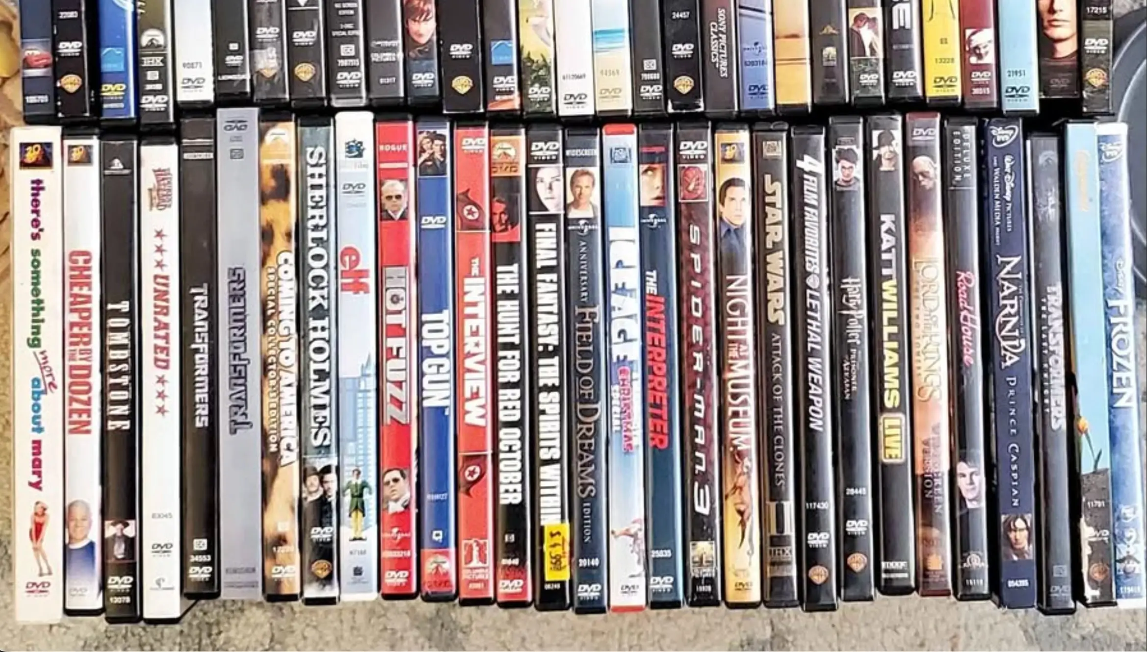 filmy na dvd v řadě vedle sebe