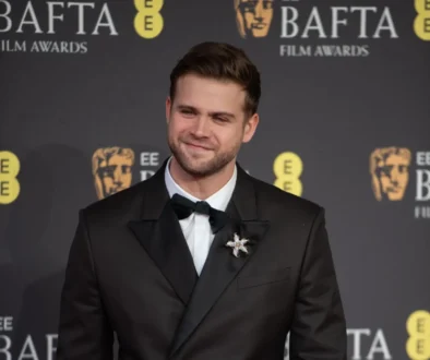 Britský herec Leo Woodall