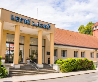 Budovat letních lázní v Poděbradech
