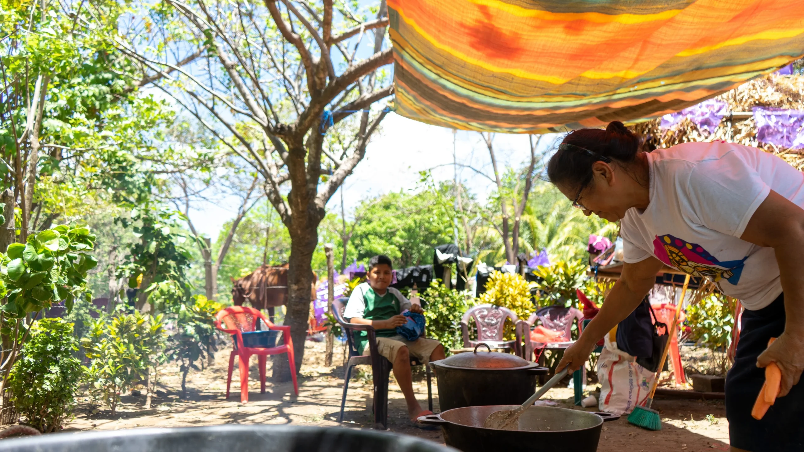 shutterstock_2280510427 1 | TVGURU.cz Rodina v jižní Americe